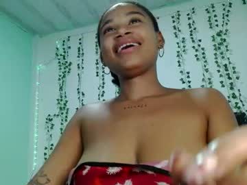 akemy saunderz
