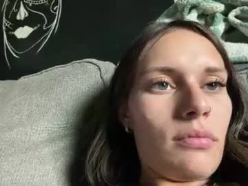 ariel winters
