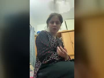 hotwifezainab1