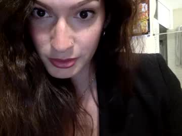 katie jones 30