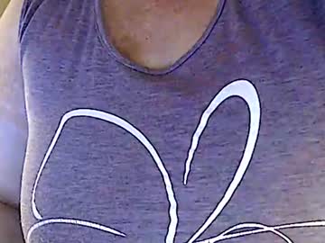 lovelyboobsx