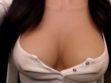 miya boobs