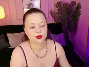 stefany lips