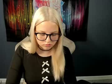velvet lun