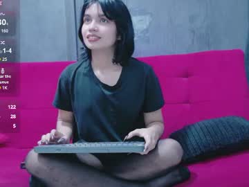 viiolet nyx